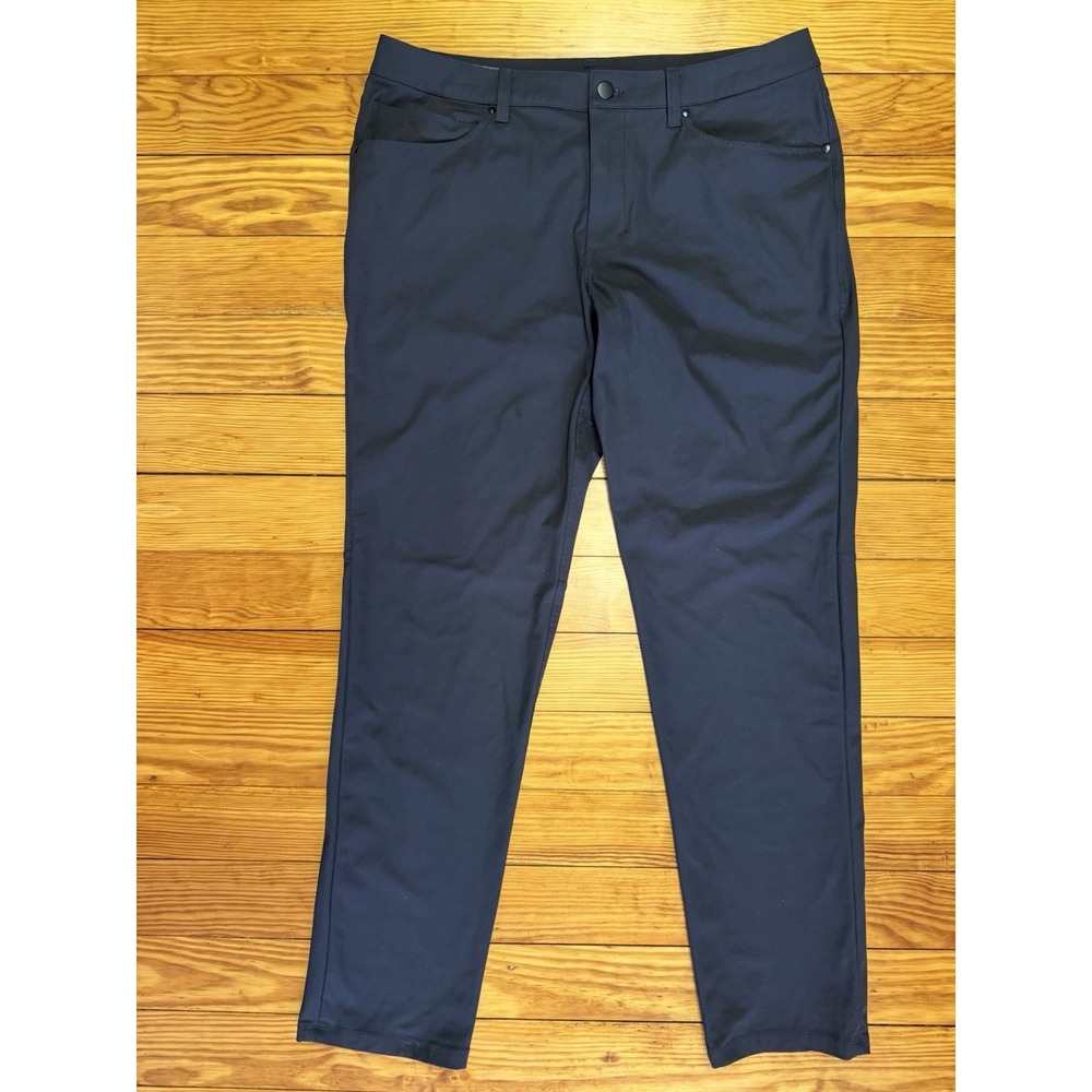 Lululemon ABC Classic Fit 5 Pocket Pants Mens 34x33 Black Warpstreme